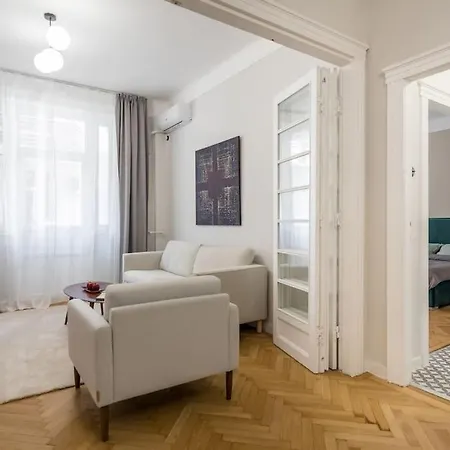 Exquisite Art Deco 2Br Apartment Prime Location Bucharest Exterior photo