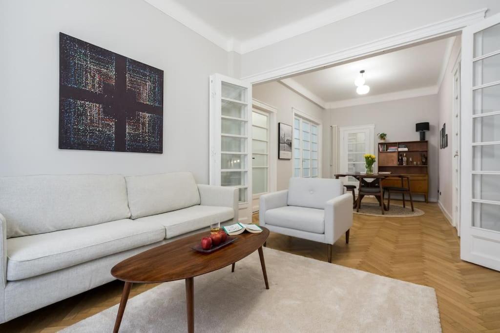 Exquisite Art Deco 2br Prime Location * Bucharest